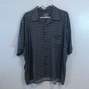 Natural issue extra large geometric button down